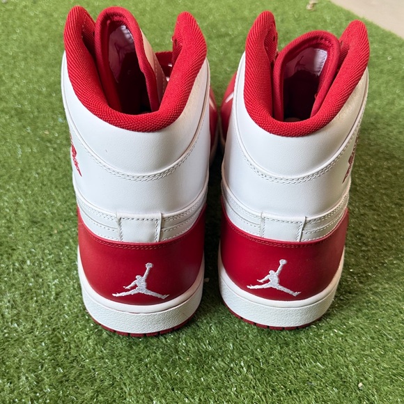 Air Jordan 1 High “Color Pack” - Picture 4 of 7